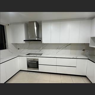 KITCHEN BENCH TOPS 